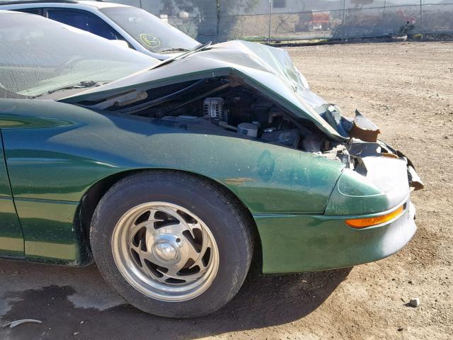 2G1FP22K0V2135641 - 1997 CHEVROLET CAMARO BAS GREEN photo 9