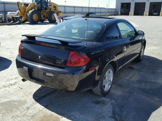 1G2AL15F877194202 - 2007 PONTIAC G5 BLACK photo 4