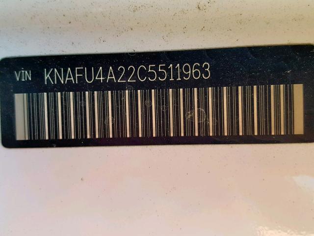 KNAFU4A22C5511963 - 2012 KIA FORTE EX WHITE photo 10