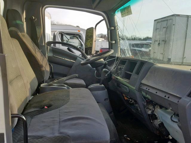 54DC4W1C9DS800377 - 2013 ISUZU NPR HD WHITE photo 5