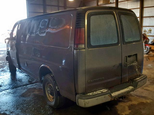 1GCGG25R811112912 - 2001 CHEVROLET EXPRESS G2 GRAY photo 3