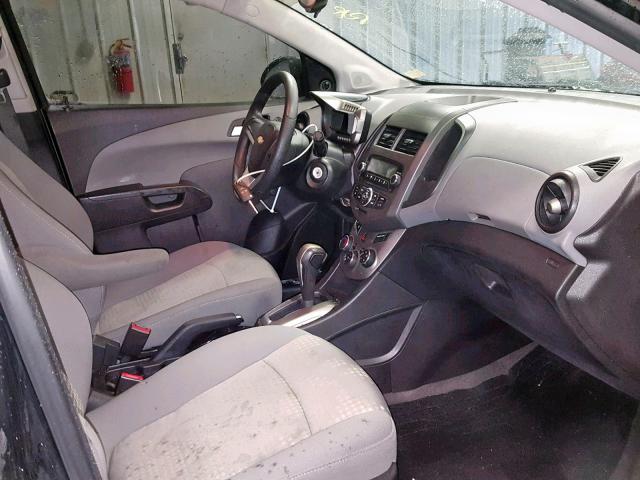 1G1JA5SH3C4115716 - 2012 CHEVROLET SONIC LS 黑色 照片 5