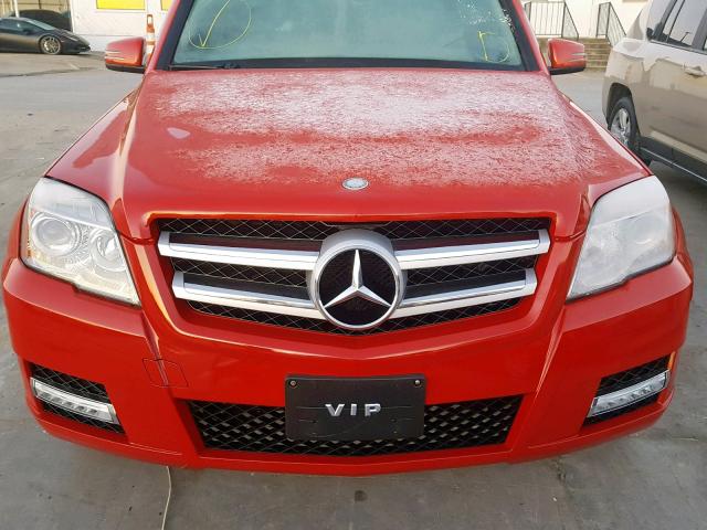 WDCGG5GB4BF683782 - 2011 MERCEDES-BENZ GLK 350 RED photo 9