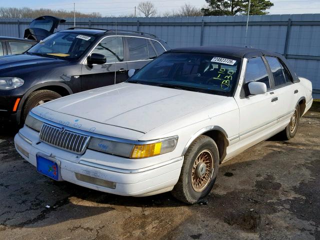 2MELM75W3PX633013 - 1993 MERCURY GRAND MARQ WHITE photo 2