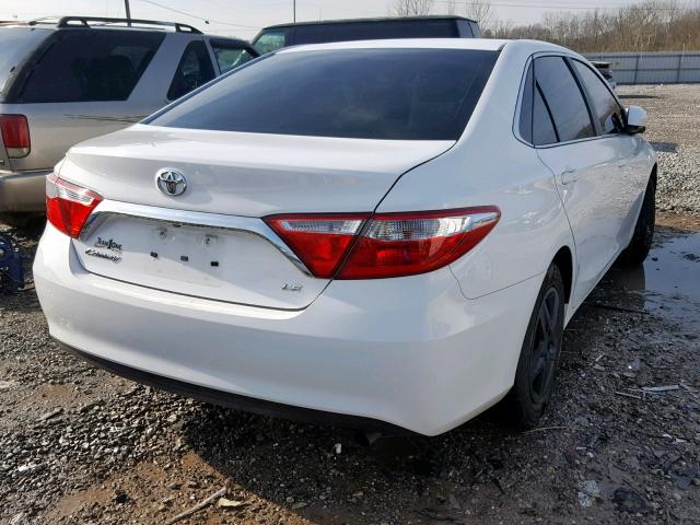 4T1BF1FKXFU988780 - 2015 TOYOTA CAMRY LE WHITE photo 4