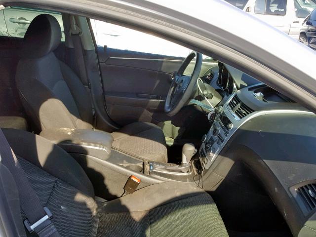 1G1ZC5E1XBF268737 - 2011 CHEVROLET MALIBU 1LT ვერცხლისფერი ფოტო 5
