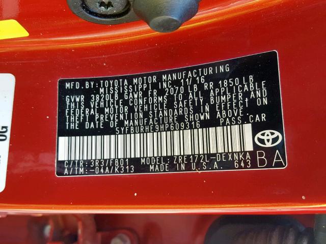 5YFBURHE9HP609316 - 2017 TOYOTA COROLLA L RED photo 10