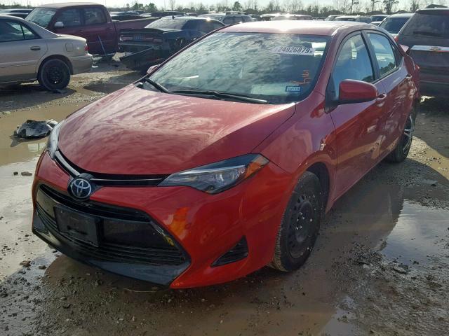 5YFBURHE9HP609316 - 2017 TOYOTA COROLLA L RED photo 2