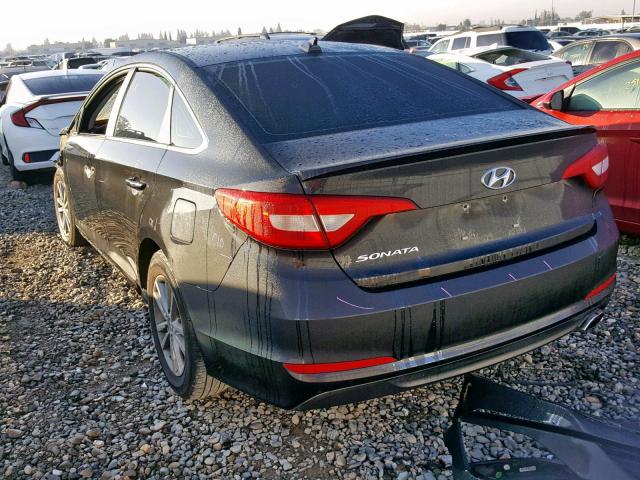 5NPE24AF5FH004065 - 2015 HYUNDAI SONATA SE BLACK photo 3