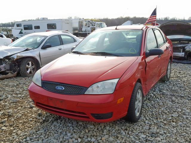 1FAFP34NX7W150840 - 2007 FORD FOCUS ZX4 RED photo 2