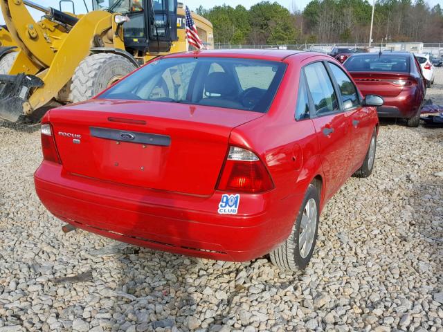 1FAFP34NX7W150840 - 2007 FORD FOCUS ZX4 RED photo 4