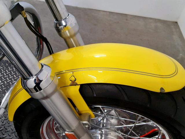 1HD1CT316HC408934 - 2017 HARLEY-DAVIDSON XL1200 C YELLOW photo 9