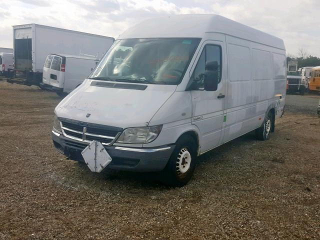 WD0PD744365961476 - 2006 DODGE SPRINTER WHITE photo 2