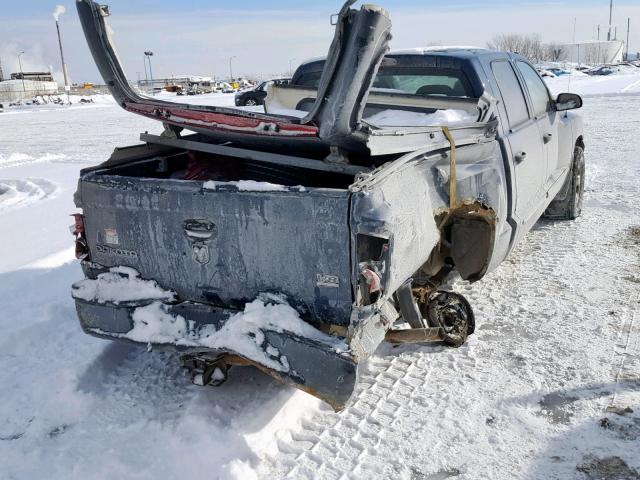 1D7HW28N35S350186 - 2005 DODGE DAKOTA QUA BLUE photo 4