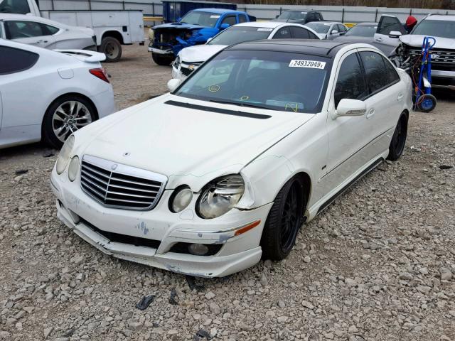 WDBUF56XX7B160854 - 2007 MERCEDES-BENZ E 350 WHITE photo 2