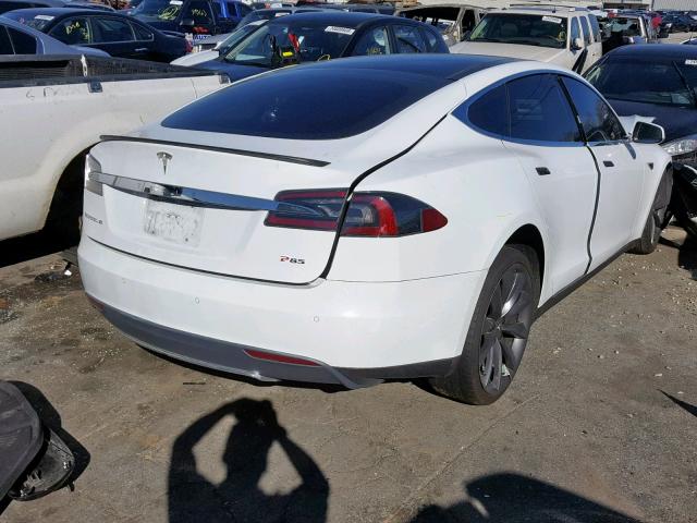 5YJSA1H14EFP32665 - 2014 TESLA MODEL S WHITE photo 4