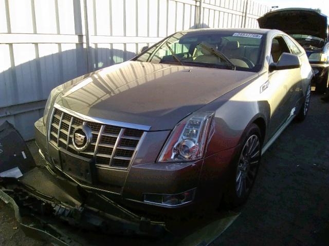 1G6DS1ED1B0121185 - 2011 CADILLAC CTS PREMIU BROWN photo 2