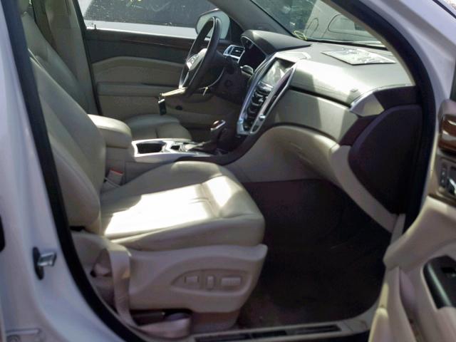 3GYFNCE34DS649860 - 2013 CADILLAC SRX LUXURY WHITE photo 5