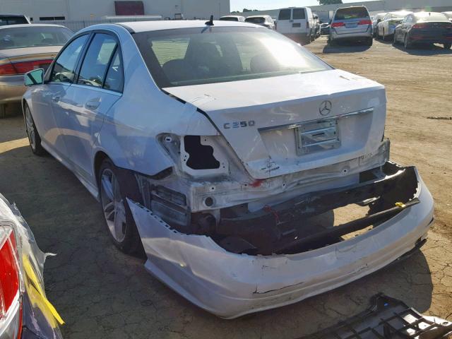 WDDGF4HB5DA781386 - 2013 MERCEDES-BENZ C 250 WHITE photo 3