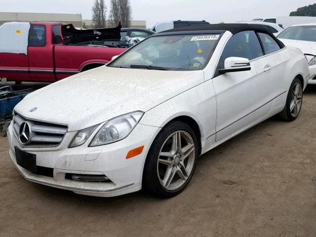 WDDKK5KFXDF201298 - 2013 MERCEDES-BENZ E 350 WHITE photo 2