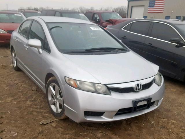 2HGFA1F62BH541267 - 2011 HONDA CIVIC LX-S Արծաթագույն լուսանկար 1