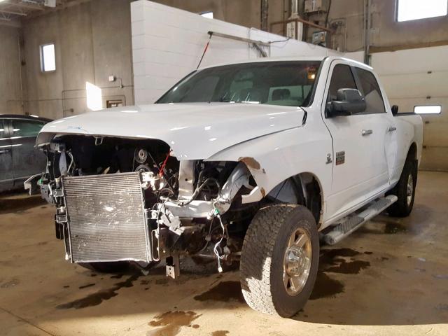 3D7UT2CL1BG504569 - 2011 DODGE RAM 2500 WHITE photo 2