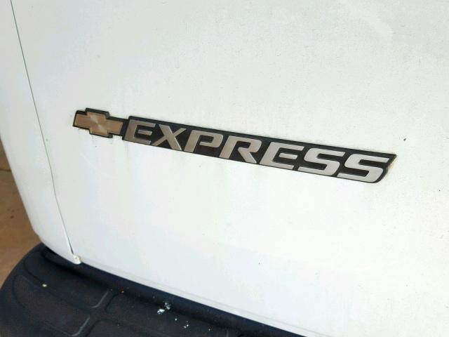 1GCFG15X771132775 - 2007 CHEVROLET EXPRESS G1 WHITE photo 9