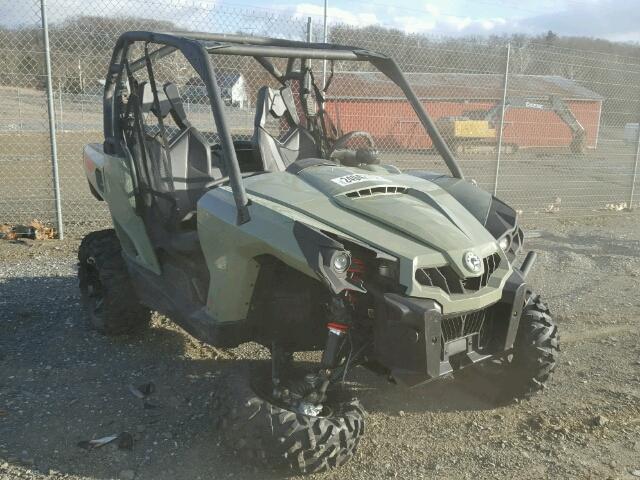 3JBKGAN26JJ000155 - 2018 CAN-AM COMMANDER GREEN photo 1