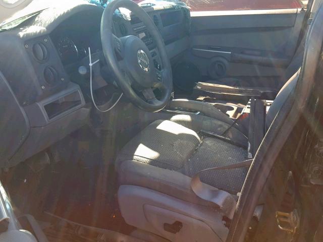1J8HH48K57C650176 - 2007 JEEP COMMANDER BLACK photo 5