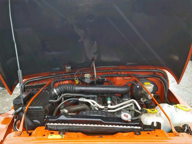 1J4FA44S15P367315 - 2005 JEEP WRANGLER / ORANGE photo 7