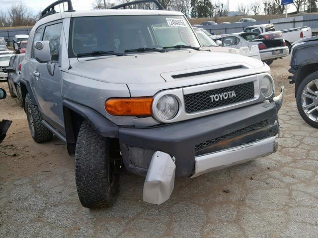 JTEBU11F470030632 - 2007 TOYOTA FJ CRUISER SILVER photo 1