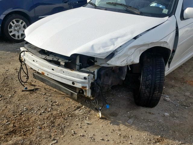 1G1JH12F637245152 - 2003 CHEVROLET CAVALIER L WHITE photo 9