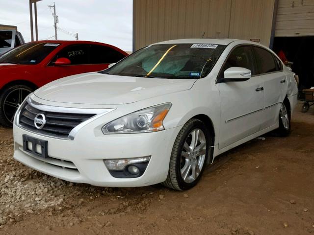 1N4BL3AP8FC201008 - 2015 NISSAN ALTIMA 3.5 WHITE photo 2