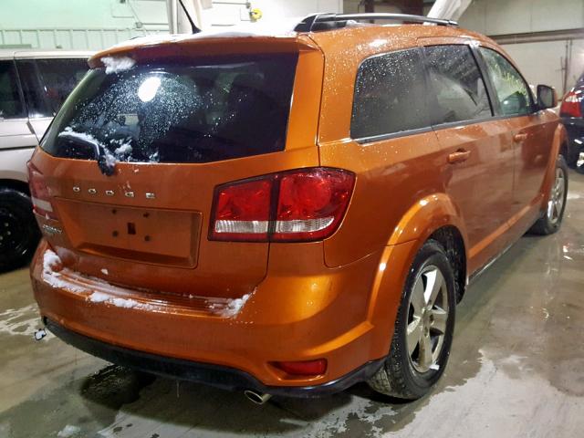 3D4PH1FG8BT552789 - 2011 DODGE JOURNEY MA ORANGE photo 4