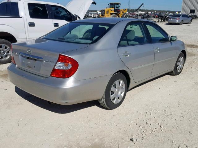 4T1BE32KX3U694926 - 2003 TOYOTA CAMRY LE SILVER photo 4