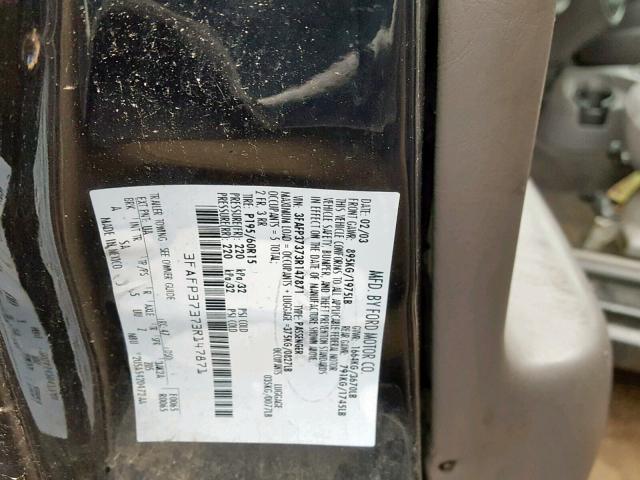 3FAFP37373R147871 - 2003 FORD FOCUS ZX5 BLACK photo 10