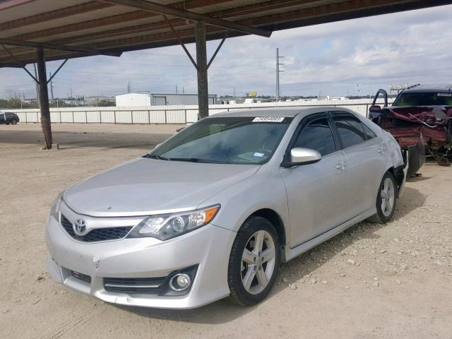 4T1BF1FK8CU021757 - 2012 TOYOTA CAMRY BASE SILVER photo 2