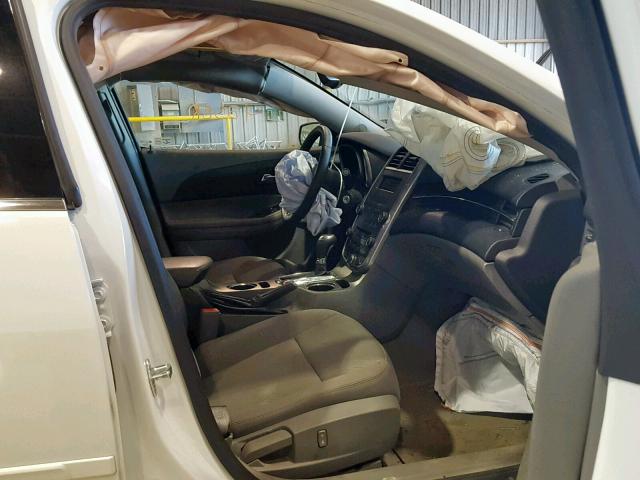 1G11B5SL3EF105065 - 2014 CHEVROLET MALIBU LS WHITE photo 5