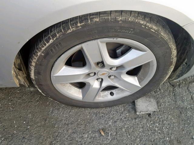 1G1ZB5E0XCF104304 - 2012 CHEVROLET MALIBU LS SILVER photo 9