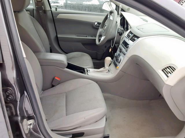 1G1ZA5E01CF383922 - 2012 CHEVROLET MALIBU LS GRAY photo 5