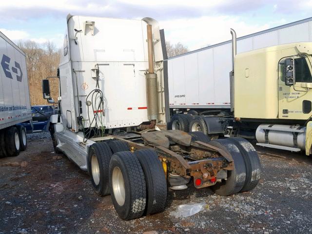 1FUJBBCG04LN20120 - 2004 FREIGHTLINER CONVENTION WHITE photo 3