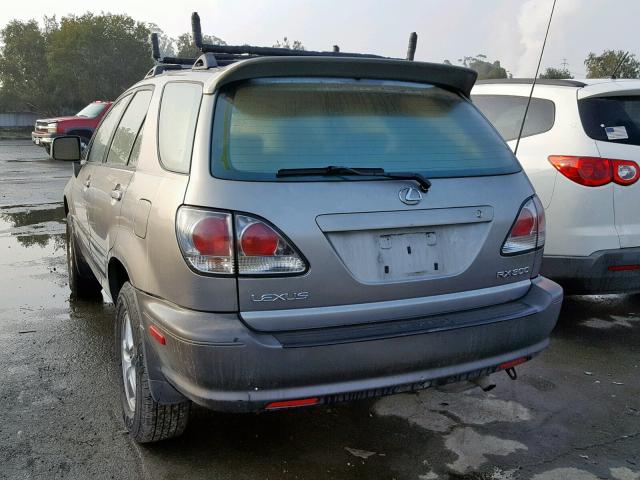 JTJHF10U410207404 - 2001 LEXUS RX 300 TAN photo 3