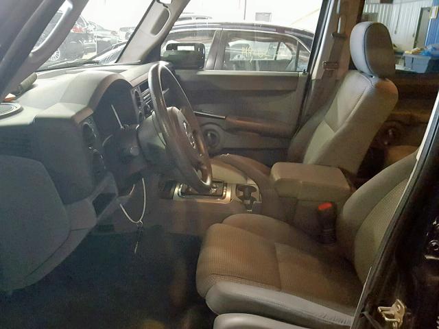 1J8HG48K27C501534 - 2007 JEEP COMMANDER BLACK photo 5