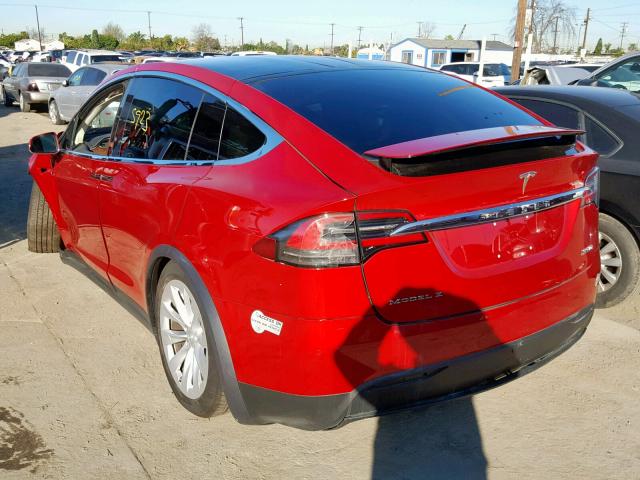 5YJXCDE29GF030052 - 2016 TESLA MODEL X RED photo 3