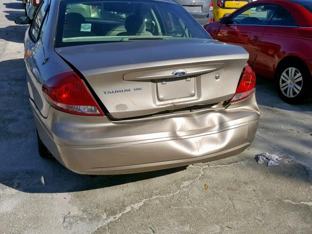 1FAFP53295A142807 - 2005 FORD TAURUS SE GOLD photo 9