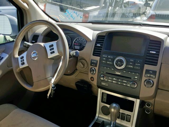 5N1AR1NN5AC621668 - 2010 NISSAN PATHFINDER WHITE photo 9