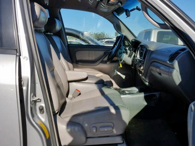 5TDZT38A22S112361 - 2002 TOYOTA SEQUOIA LI SILVER photo 5