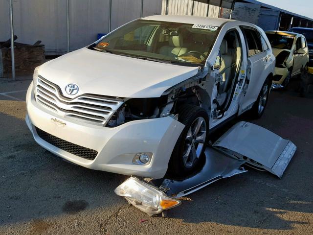 4T3BK3BB2AU045165 - 2010 TOYOTA VENZA BASE WHITE photo 2