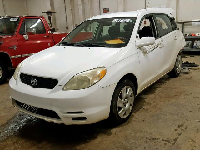 2T1KR32E13C016288 - 2003 TOYOTA MATRIX XR WHITE photo 2