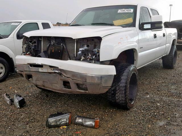 1GCHK23294F176263 - 2004 CHEVROLET SILVERADO WHITE photo 2